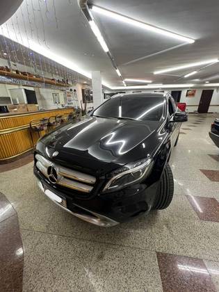 MERCEDES-BENZ GLA 200 2016