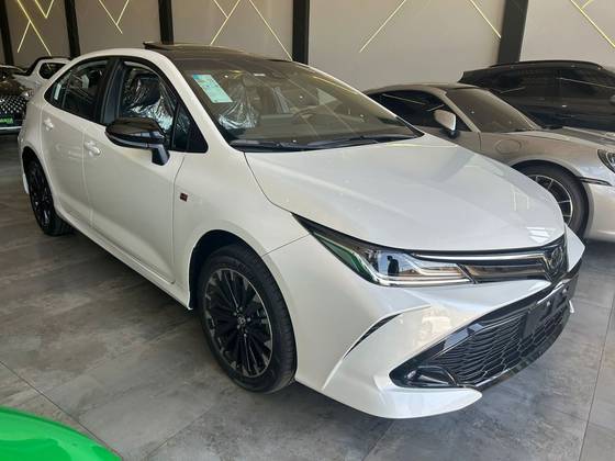 TOYOTA COROLLA 2025