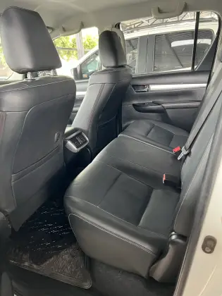 TOYOTA HILUX 2016