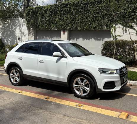 AUDI Q3 2016