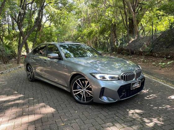 BMW 320i 2023