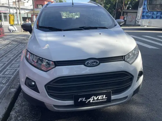 FORD ECOSPORT 2017
