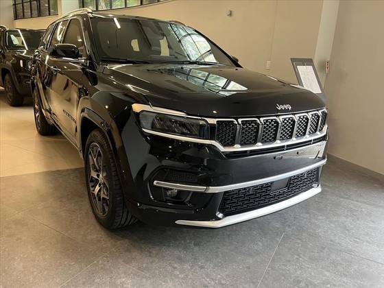 JEEP COMMANDER 2025