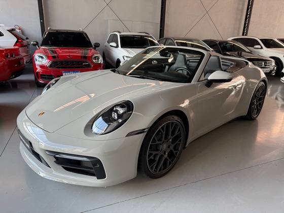 PORSCHE 911 2022