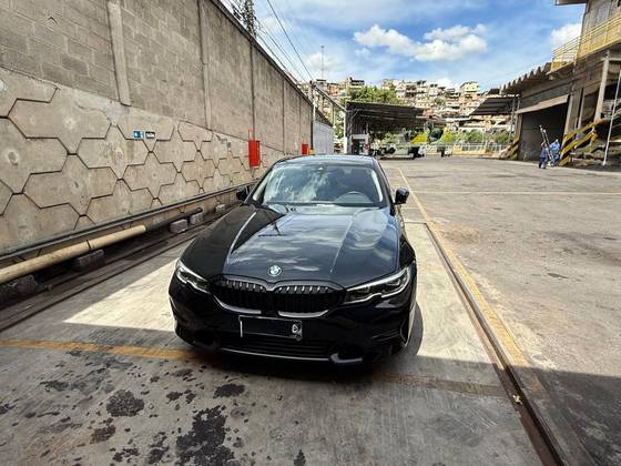 BMW 320i 2021