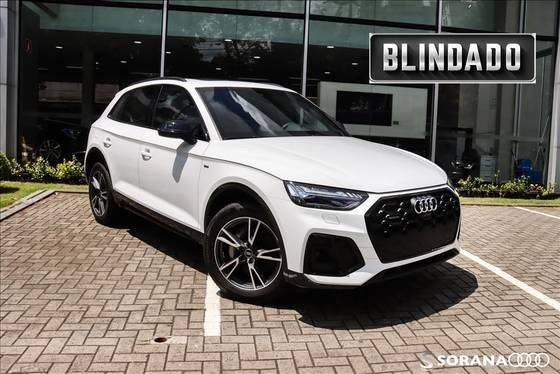AUDI Q5 2025