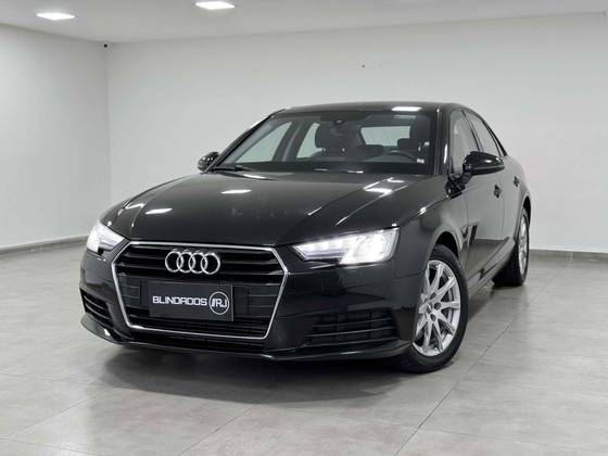 AUDI A4 2018