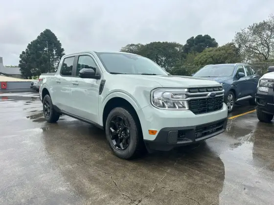 FORD MAVERICK 2024