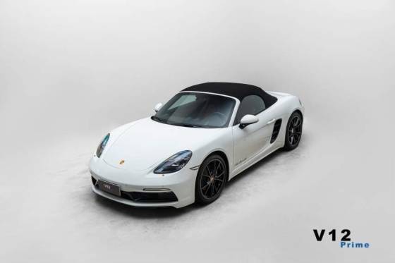 PORSCHE 718 2024