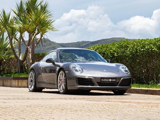 PORSCHE 911 2017