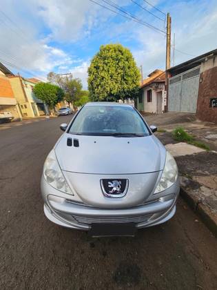 PEUGEOT 207 2012