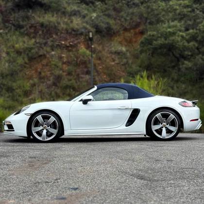 PORSCHE 718 2019