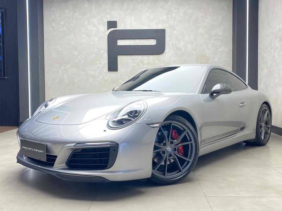 PORSCHE 911 2019