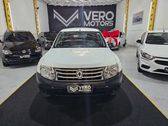 RENAULT DUSTER 2014