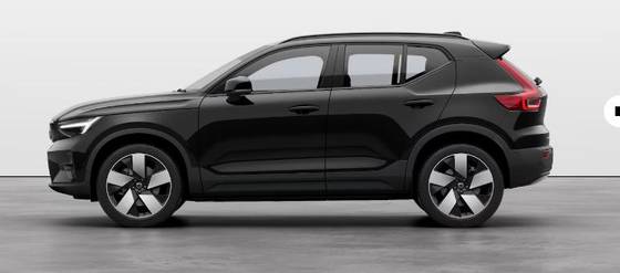 VOLVO EX40 2025