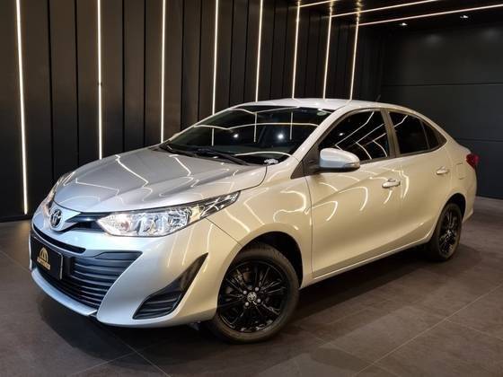 TOYOTA YARIS 2020