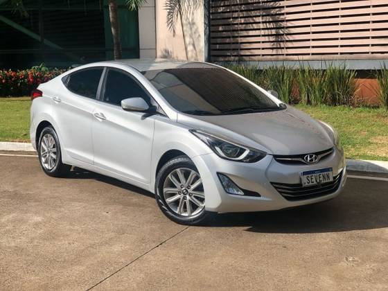 HYUNDAI ELANTRA 2016