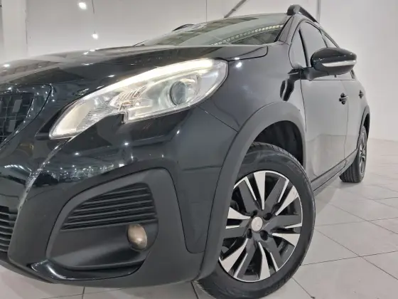 PEUGEOT 2008 2022