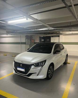 PEUGEOT 208 2022