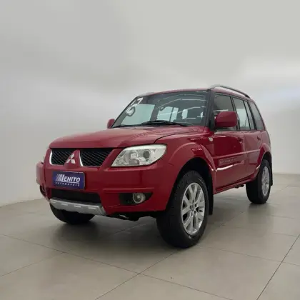 MITSUBISHI PAJERO TR4 2012