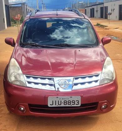 NISSAN LIVINA 2012