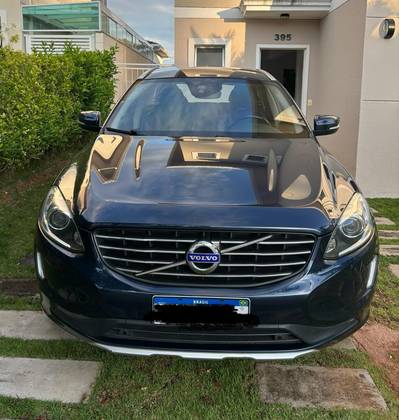 VOLVO XC60 2015