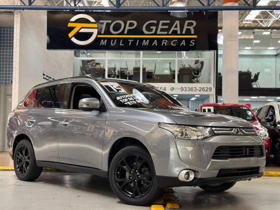 MITSUBISHI OUTLANDER 2015