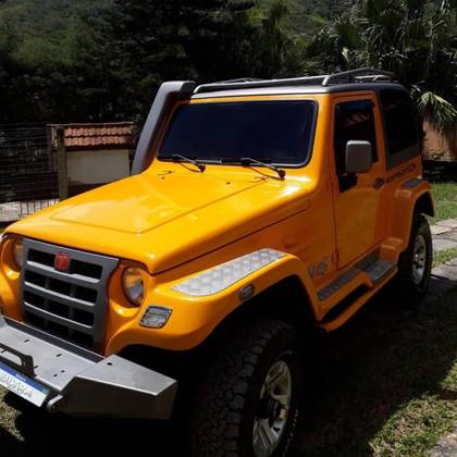 TROLLER T4 2011