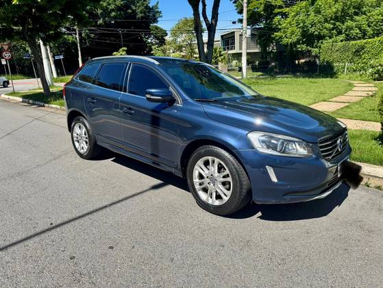 VOLVO XC60 2015