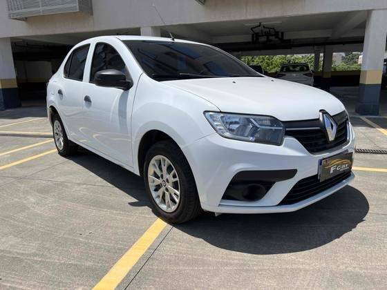 RENAULT LOGAN 2022