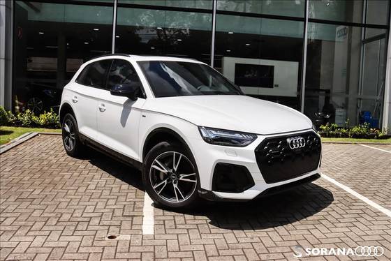 AUDI Q5 2025