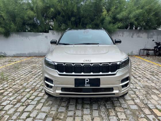 JEEP COMMANDER 2022