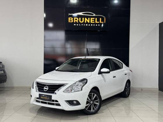 NISSAN VERSA 2020