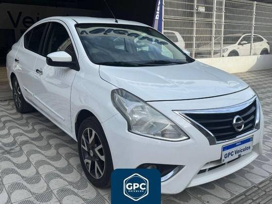 NISSAN VERSA 2017