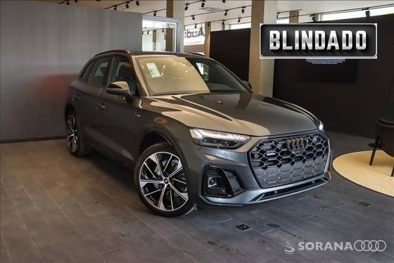 AUDI Q5 2025