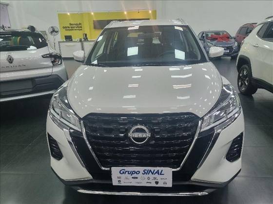 NISSAN KICKS 2023