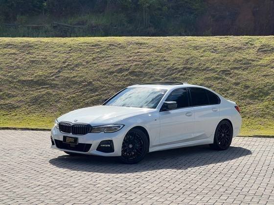 BMW 330i 2019