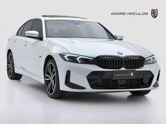 BMW 330e 2024