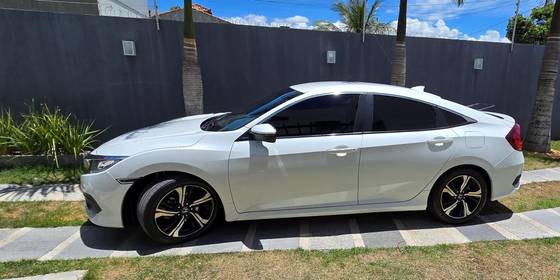 HONDA CIVIC 2019