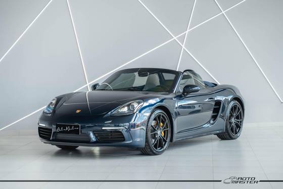 PORSCHE 718 2022