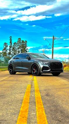 AUDI RS Q8 2021