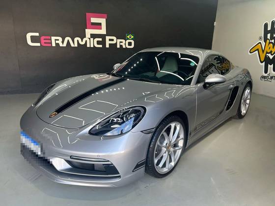 PORSCHE 718 2023
