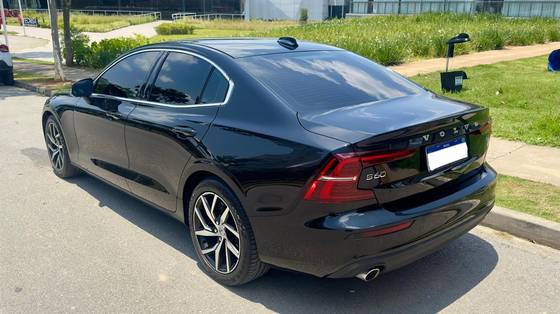 VOLVO S60 2020