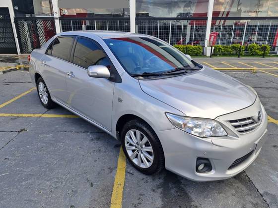 TOYOTA COROLLA 2014