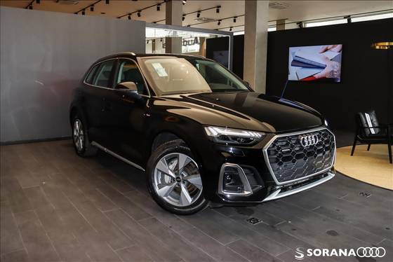 AUDI Q5 2025