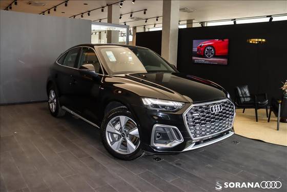 AUDI Q5 2024