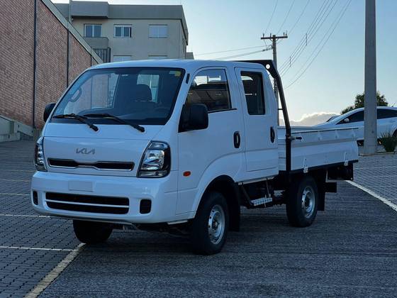 KIA BONGO 2024