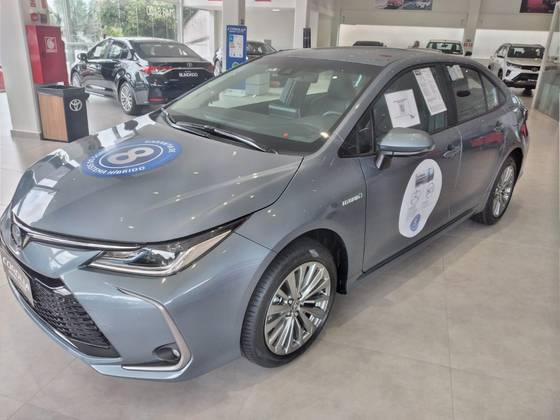 TOYOTA COROLLA 2025