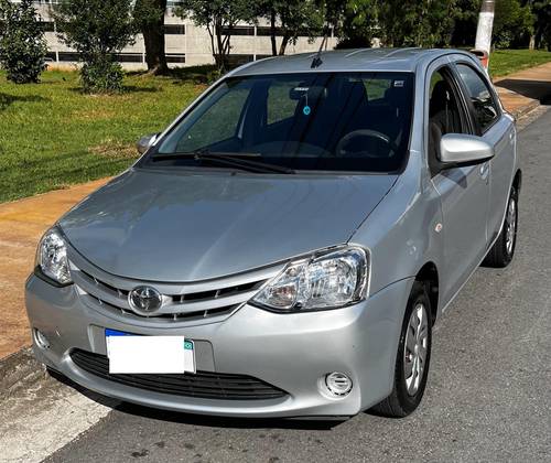 TOYOTA ETIOS 2017