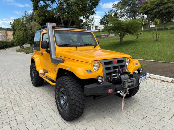 TROLLER T4 2013